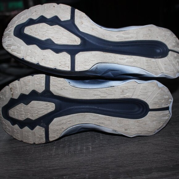 ASICS NOVABLAST 3 Athletic Shoes Sneakers Size 8.5 Cross Training Running Walkin - Picture 9 of 9